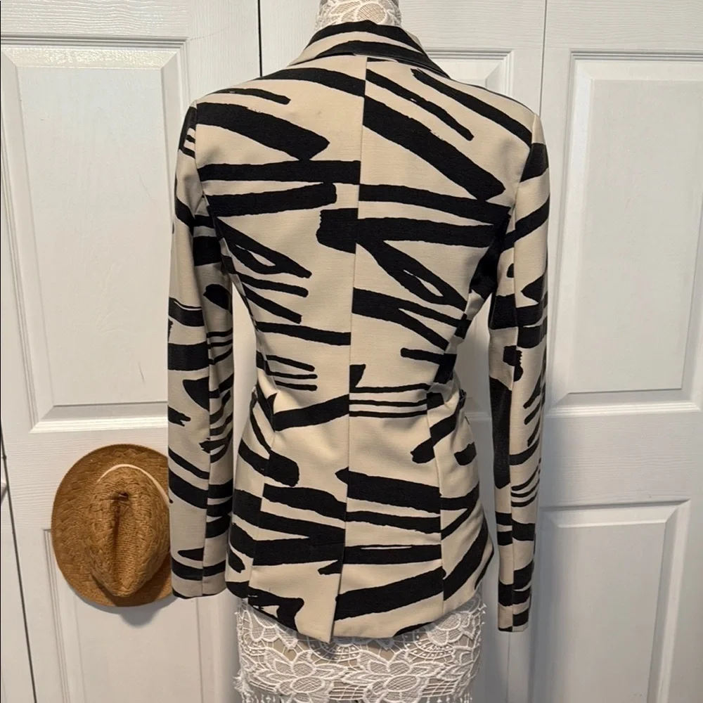 Only Black and Cream Patterned Blazer EU 38/S